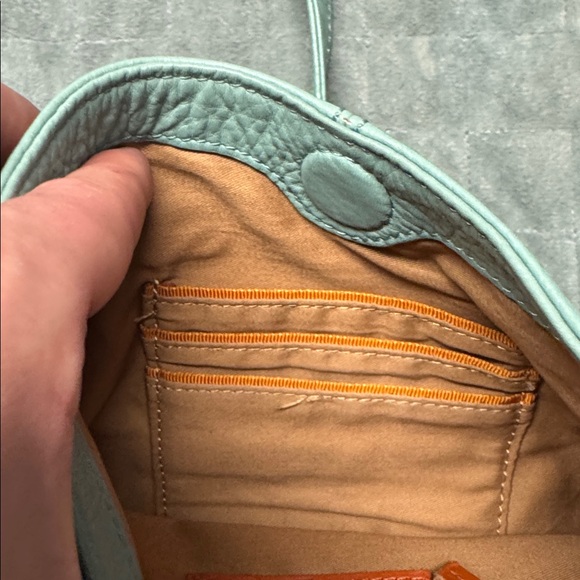 HOBO Leather Purse, Light Green, Crossbody, Shoulder, Adjustable, Wallet - Picture 8 of 12